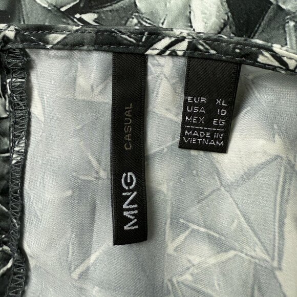 MNG Shift Dress Sz 10 Long Sleeve Geometric Pattern Key Hole Neck Knee Length - Picture 3 of 9